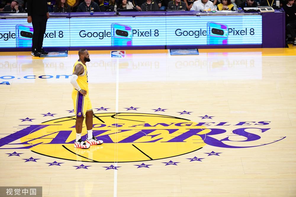 里和巴塞罗 里和巴塞罗